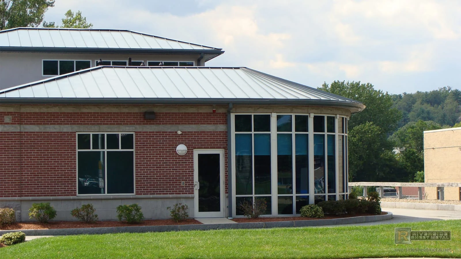 Snow & Ice Roof Damage Insurance Claims in Springfield, MO Snow & Ice Roof Damage Insurance Claims in Springfield, MO